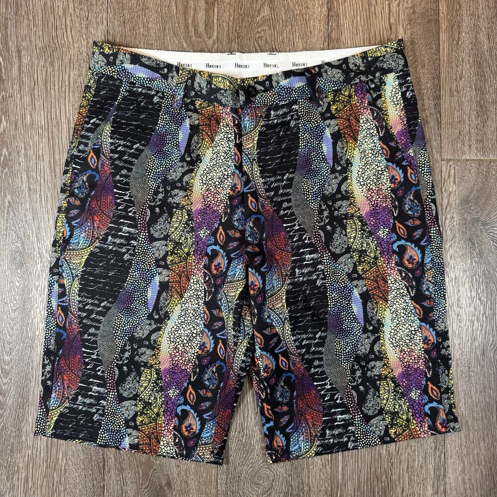 Hreski Men’s Golf Shorts Sz 32 Multicolor Print Mixed Designs Over Scrapbook